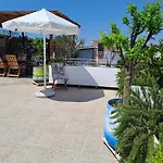 Paradise Rooftop Apartment