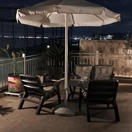 Paradise Rooftop アパート ゴーレム