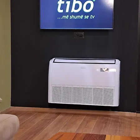 Paradise Rooftop Apartament Golem (Tirana)