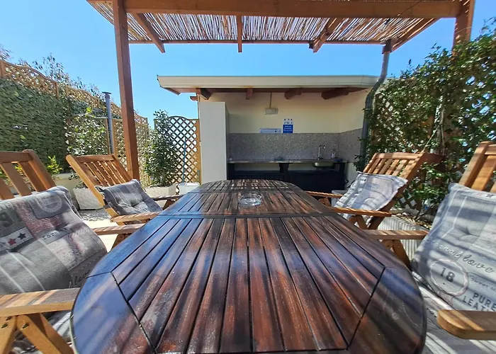 Paradise Rooftop Appartement Golem (Tirana)