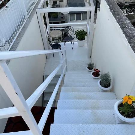 Paradise Rooftop Apartment