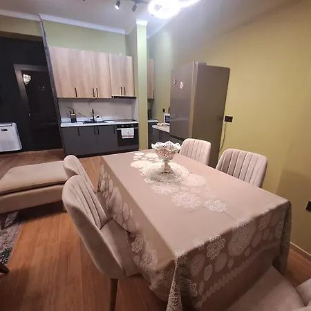 Apartman Paradise Rooftop Golem