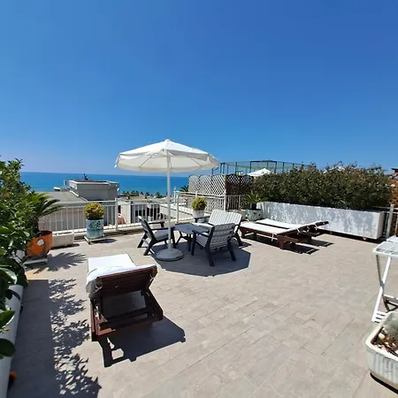 Paradise Rooftop Apartman