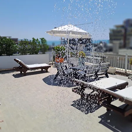Paradise Rooftop * Golem