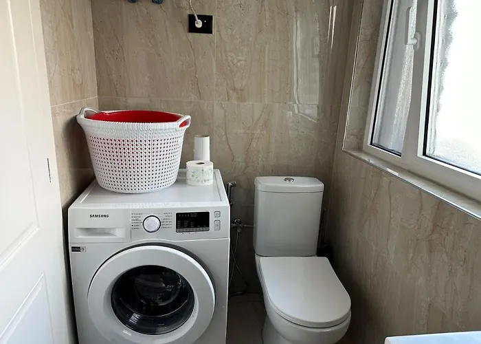 Paradise Rooftop Голем